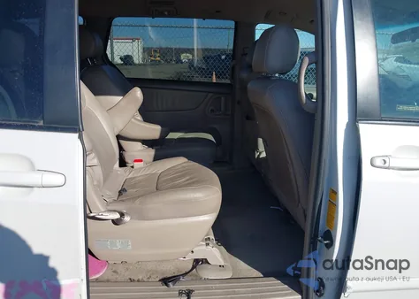 2006 Toyota Sienna Xle from USA, damaged, VIN 5TDBA22C36S076973